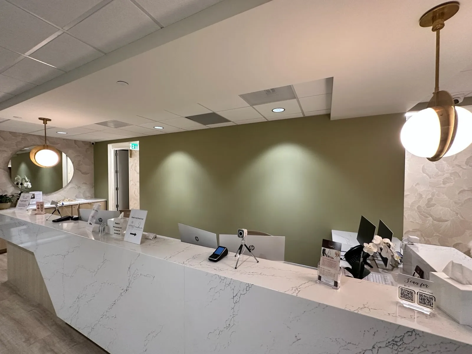 Commercial wallcovering project in Dallas